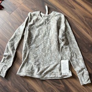 Lululemon it’s Rulu run long sleeve size 12 gray camo